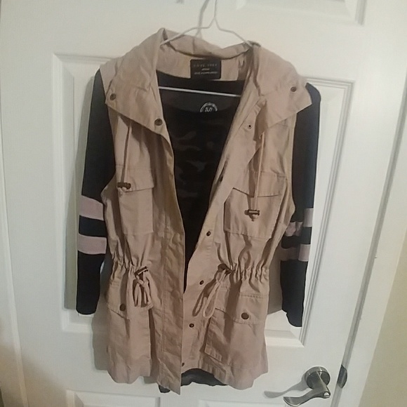 3 items - Picture 3 of 5